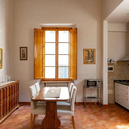 Lovely One Bedroom Apartment Nearby Ponte Vecchio Florencia Exterior foto